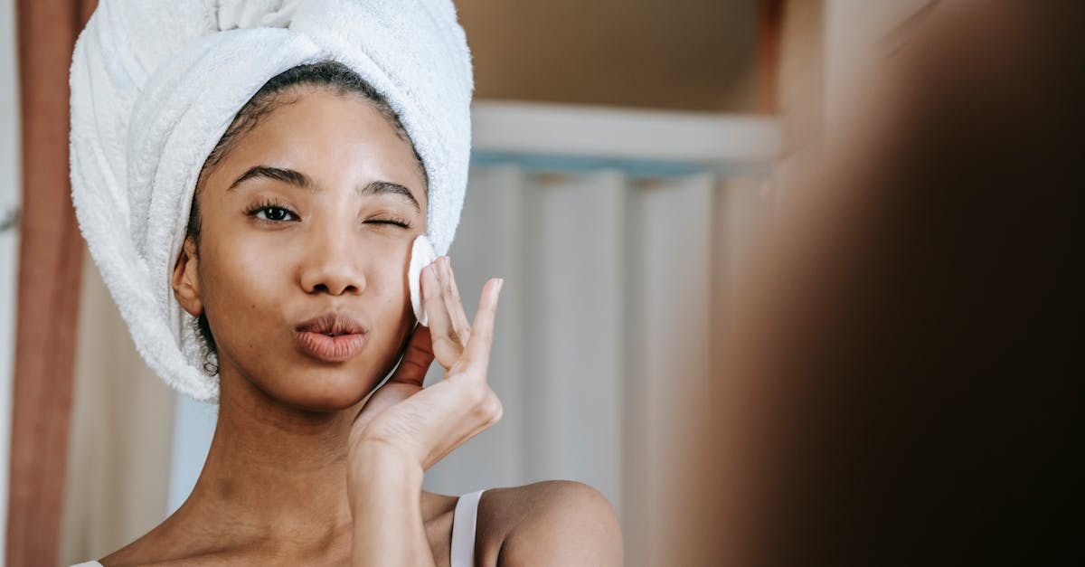 découvrez l'univers sombre et complexe des anti-héros dans cette collection fascinante d'œuvres de fiction, où des personnages ambigus défient les normes traditionnelles de la moralité et de la justice.